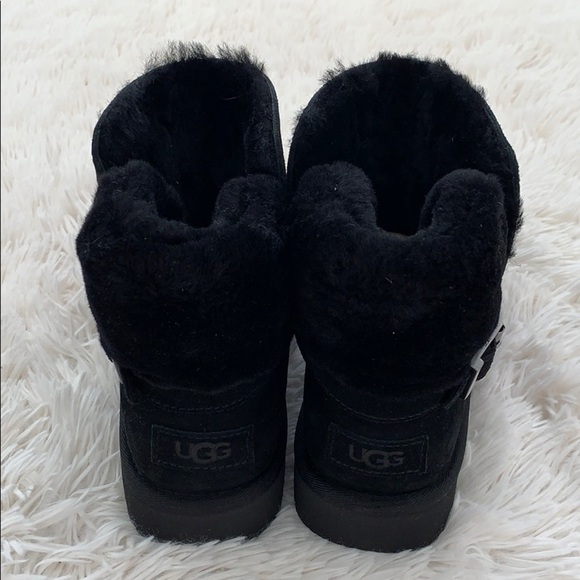 Brand new ugg karel black shearling boot US sz 8 - Picture 4 of 6